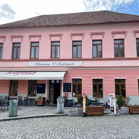 V Podzámčí V Blízkosti Zámku Appartamento Blatná