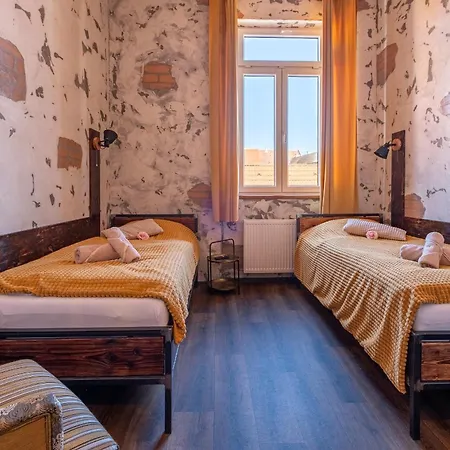 V Podzamci V Blizkosti Zamku Apartment Blatna