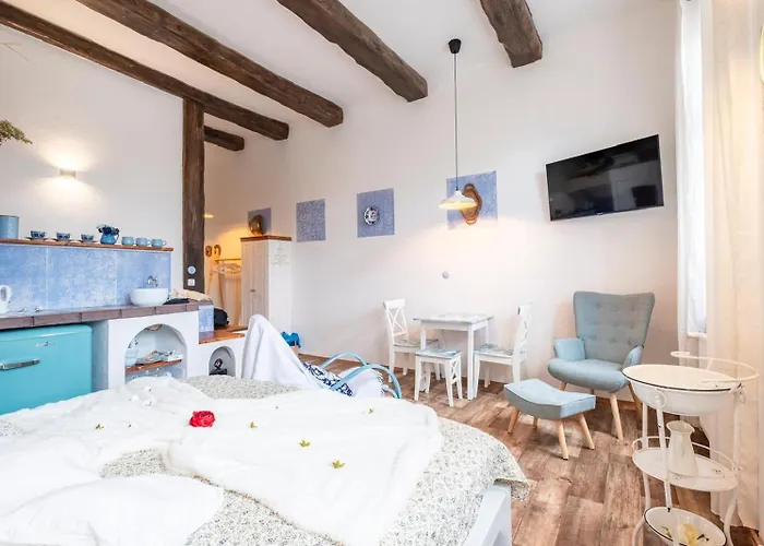 V Podzamci V Blizkosti Zamku Apartment Blatna