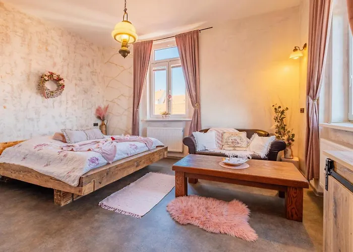 Apartment V Podzamci V Blizkosti Zamku Blatna